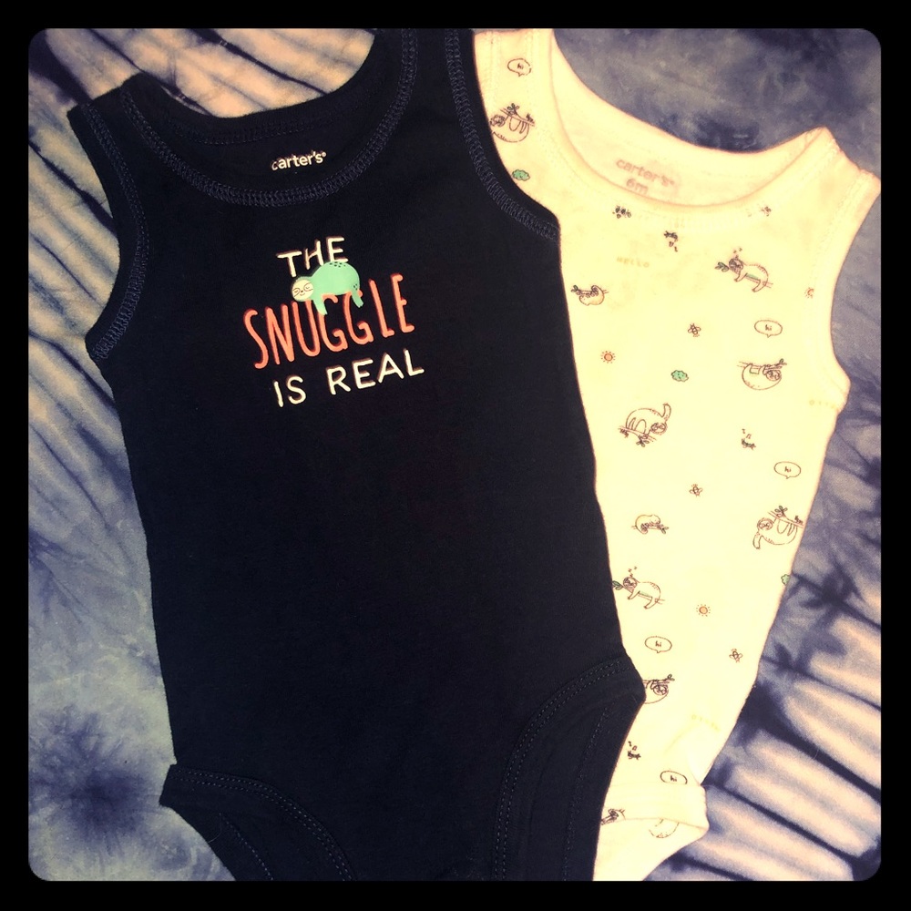 2 Sleeveless Bodysuits/Onesies tank6m